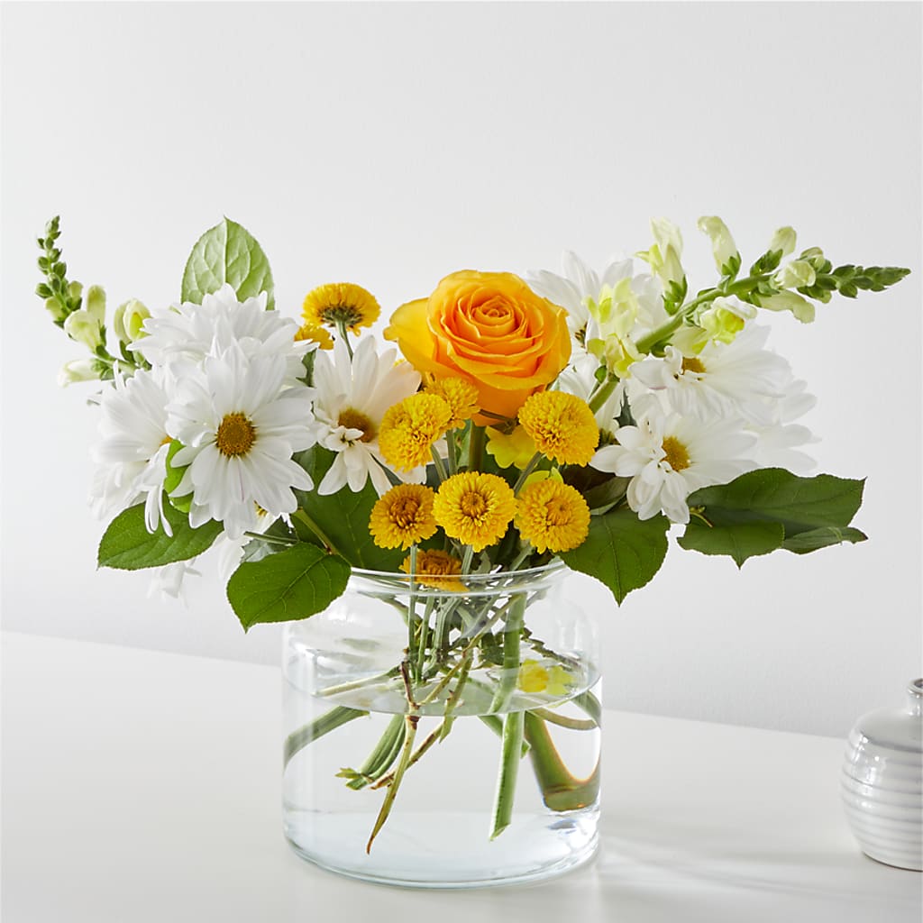 Sun Salutation Bouquet – Vanessa Florist Corp, Brooklyn NY