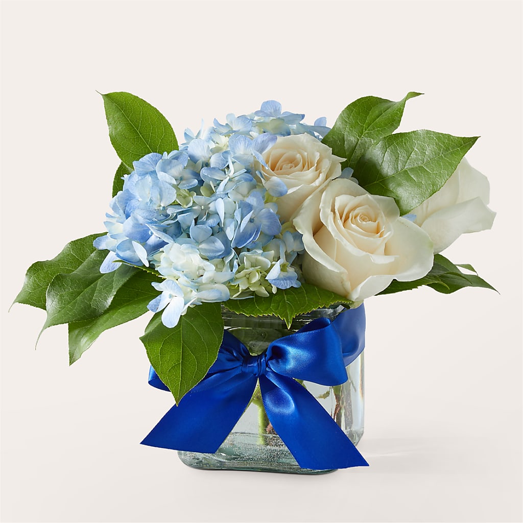 Sky Blue Delight Bouquet – Vanessa Florist Corp, Brooklyn NY