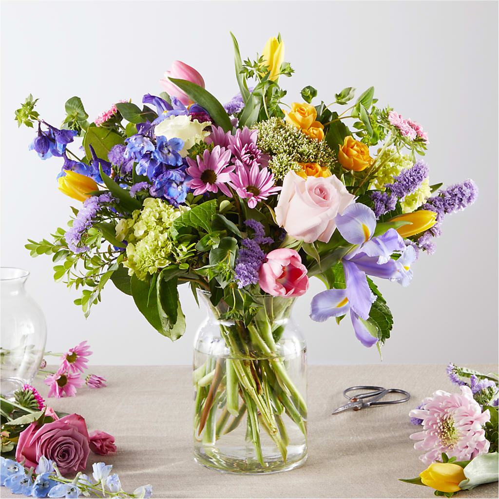 Pastel Tradition - A Florist Original – Vanessa Florist Corp, Brooklyn NY