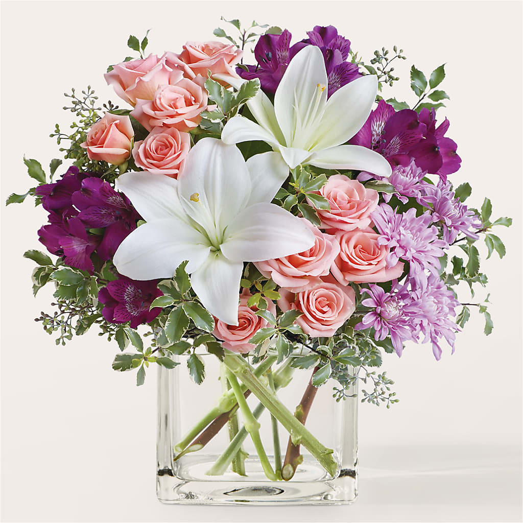 Mani Pedi Bouquet – Vanessa Florist Corp, Brooklyn NY