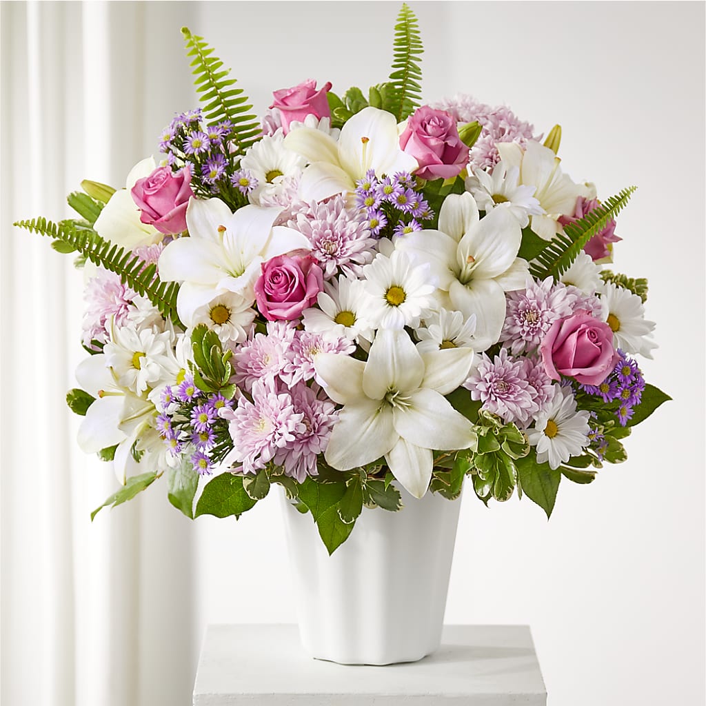 Warmest Thoughts Tabletop Basket – Vanessa Florist Corp, Brooklyn NY