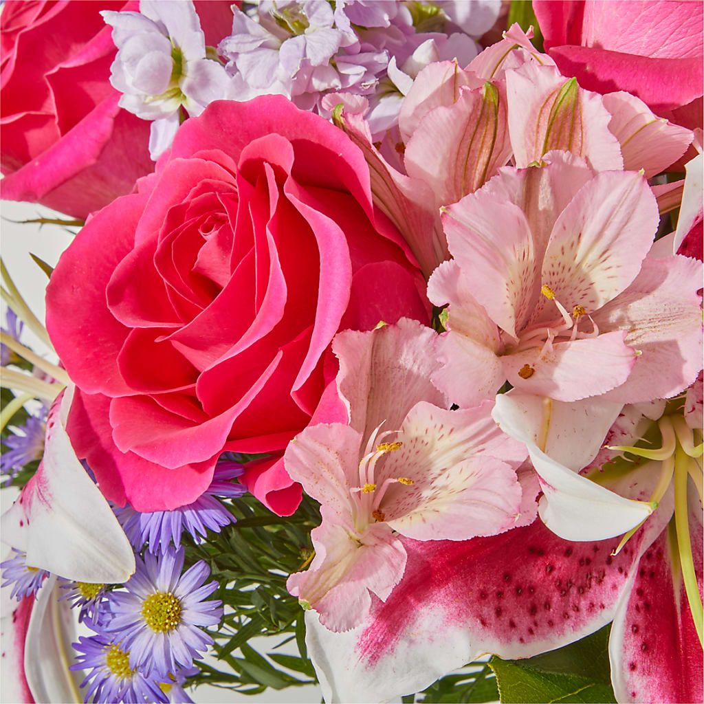Pressing Petals Bouquet –  Vanessa Florist Corp, Brooklyn NY