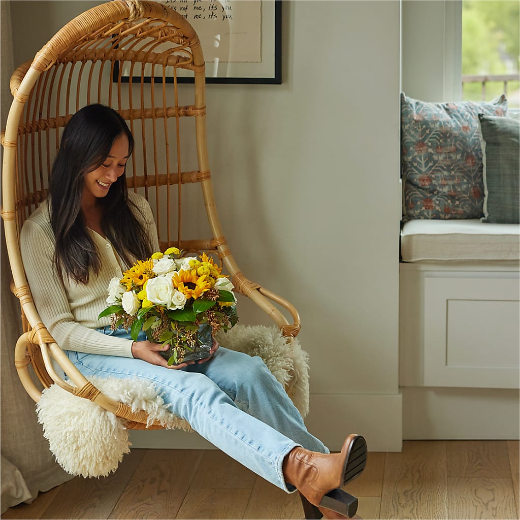 Luminous Morning Bouquet –  Vanessa Florist Corp, Brooklyn NY