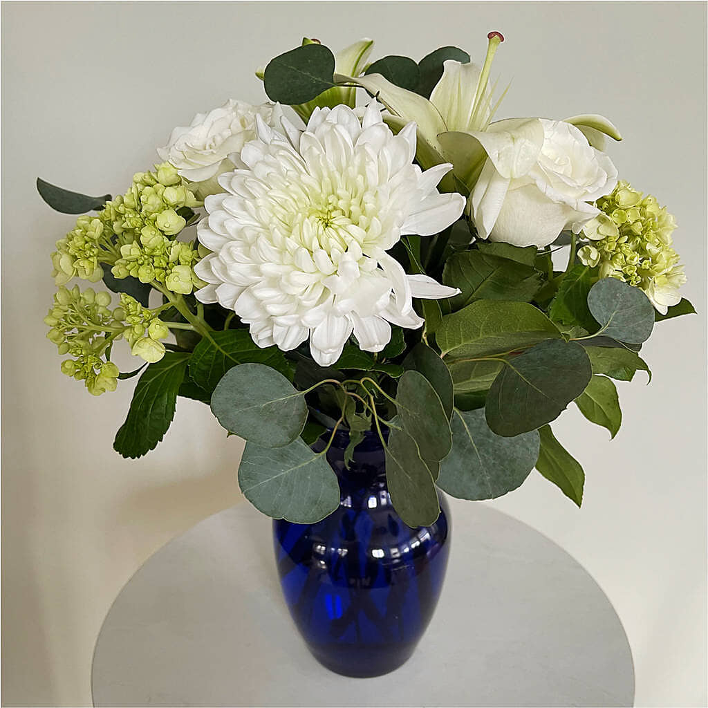 Snowy Dreams Bouquet –  Vanessa Florist Corp, Brooklyn NY