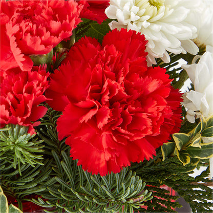 Christmas Market Bouquet –  Vanessa Florist Corp, Brooklyn NY