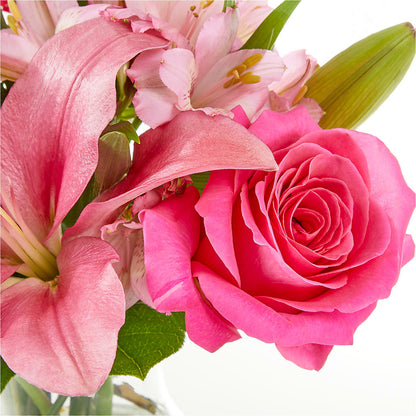 Lots of Love Bouquet –  Vanessa Florist Corp, Brooklyn NY