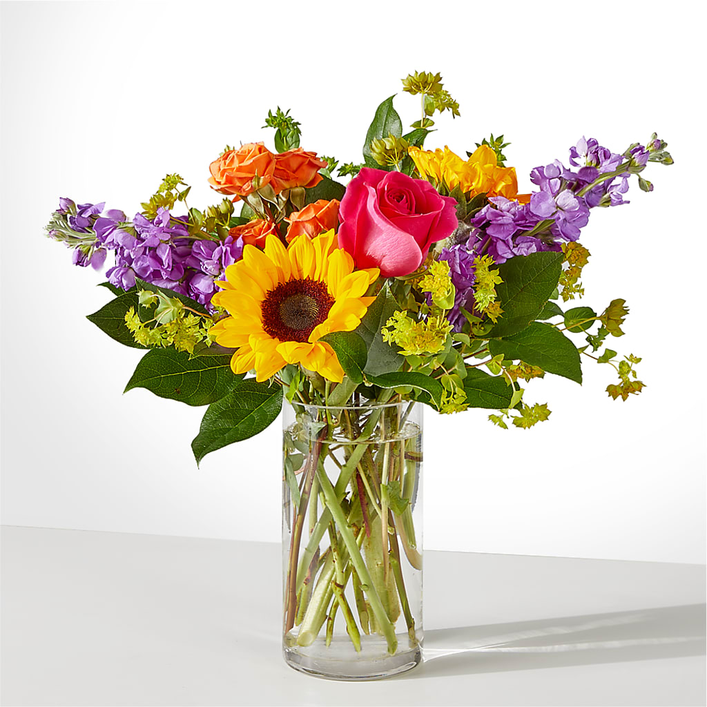 Vibrant Greetings Bouquet –  Vanessa Florist Corp, Brooklyn NY