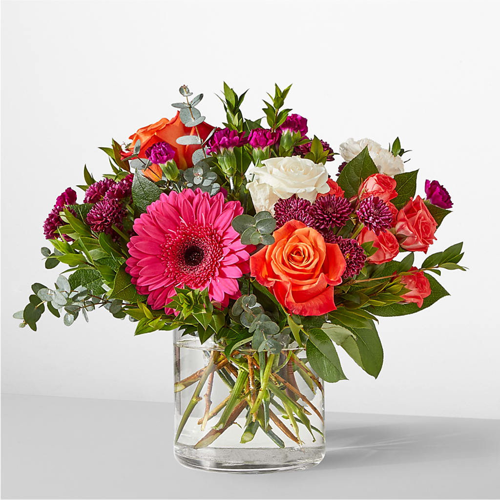 Smell the Roses Bouquet –  Vanessa Florist Corp, Brooklyn NY