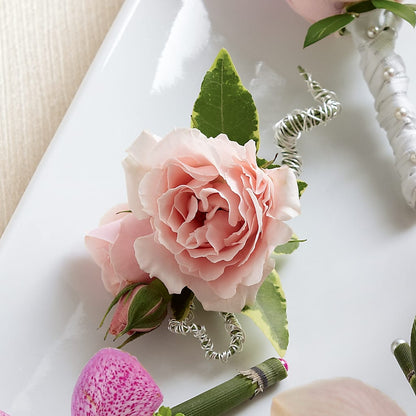 Pink Spray Rose Boutonniere –  Vanessa Florist Corp, Brooklyn NY